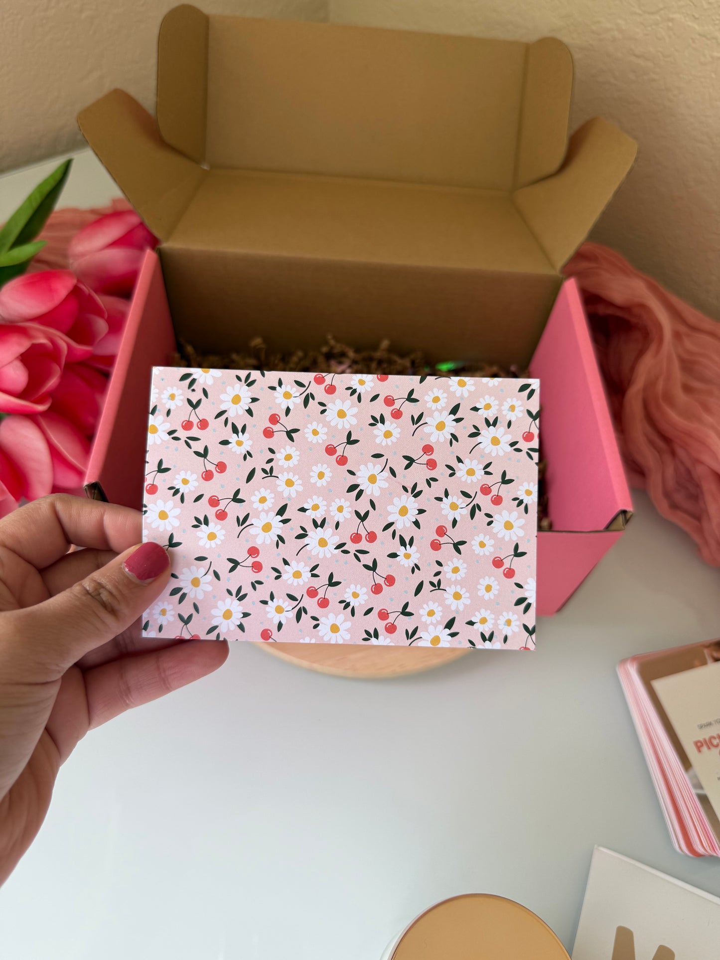 “Love You, Mama” Gift Box