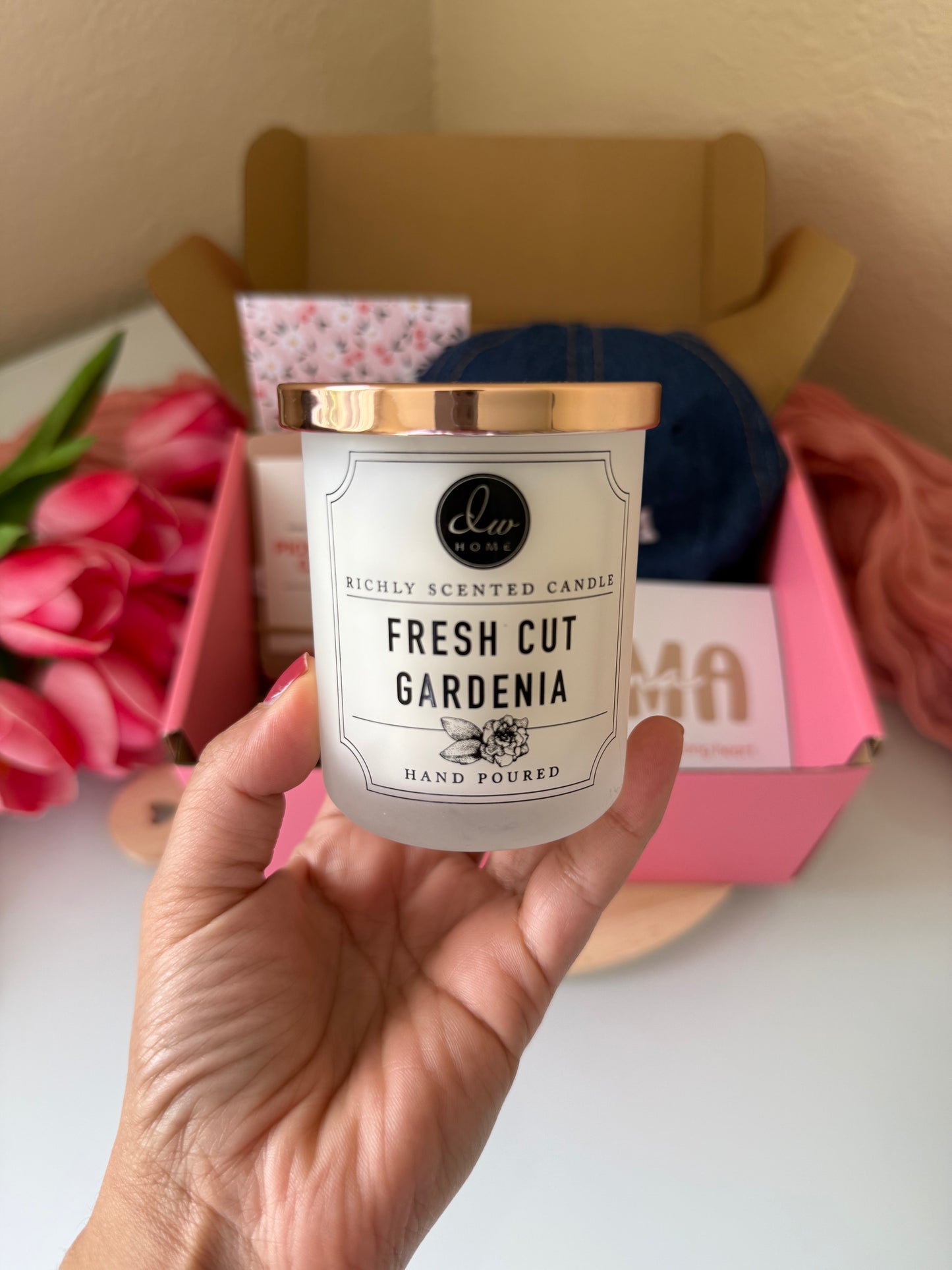 “Love You, Mama” Gift Box